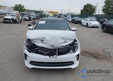 2016 Kia Optima Sx Turbo z USA, uszkodzony, nr VIN 5XXGW4L24GG016342